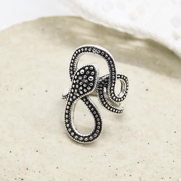 Boho Silver Snake Ring - Picture 1 of 4